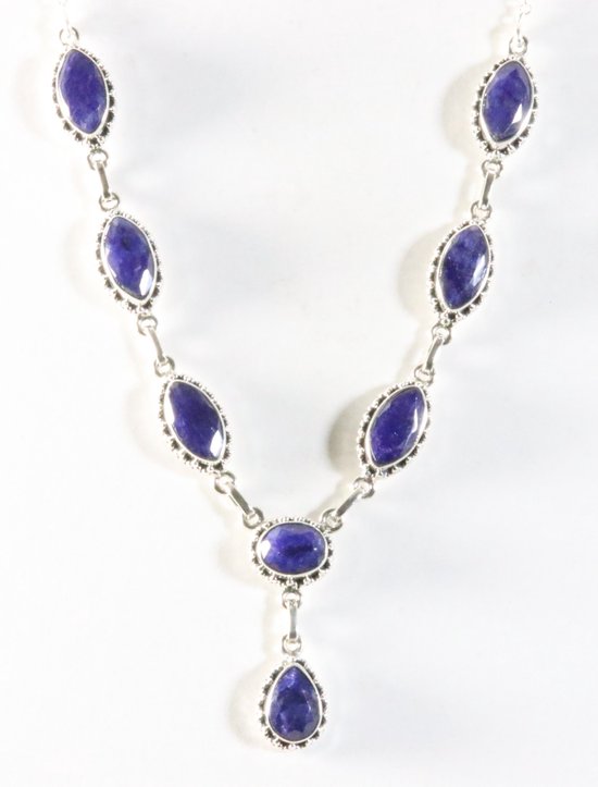 Bewerkte zilveren ketting met blauwe saffier afbeelding 1