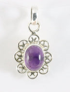 Fijne opengewerkte zilveren hanger met amethist afbeelding 1