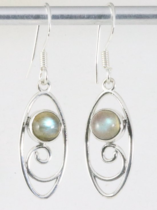 Opengewerkte zilveren oorbellen met labradoriet afbeelding 1