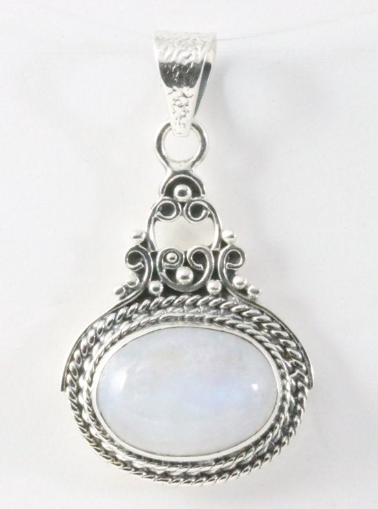 Bewerkte zilveren hanger met regenboog maansteen afbeelding 1