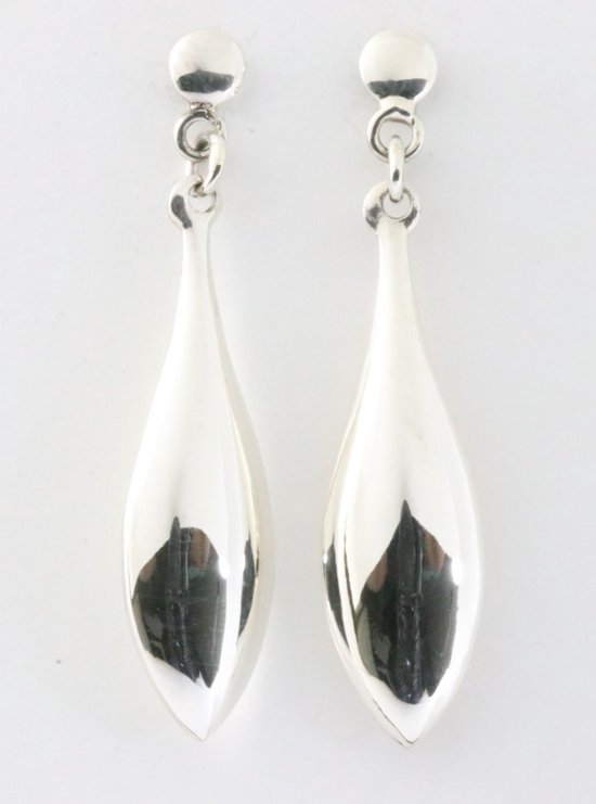 Druppelvormige hoogglans zilveren oorstekers afbeelding 1