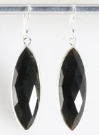 Lange zilveren oorbellen met onyx afbeelding 1