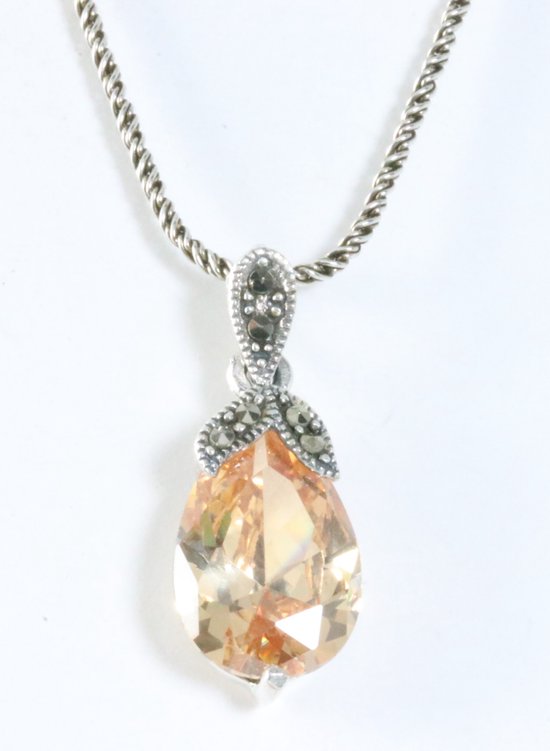 Zilveren hanger met citrien en marcasiet aan ketting afbeelding 1
