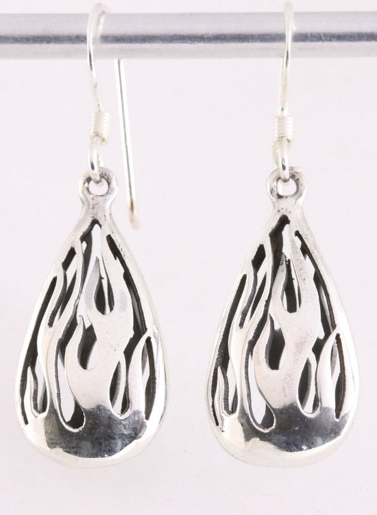 Opengewerkte druppelvormige zilveren oorbellen afbeelding 1