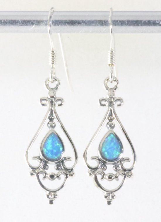 Fijne opengewerkte zilveren oorbellen met Australische opaal afbeelding 1