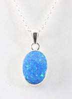 Fijne ovale zilveren hanger met Australische opaal aan ketting afbeelding 1