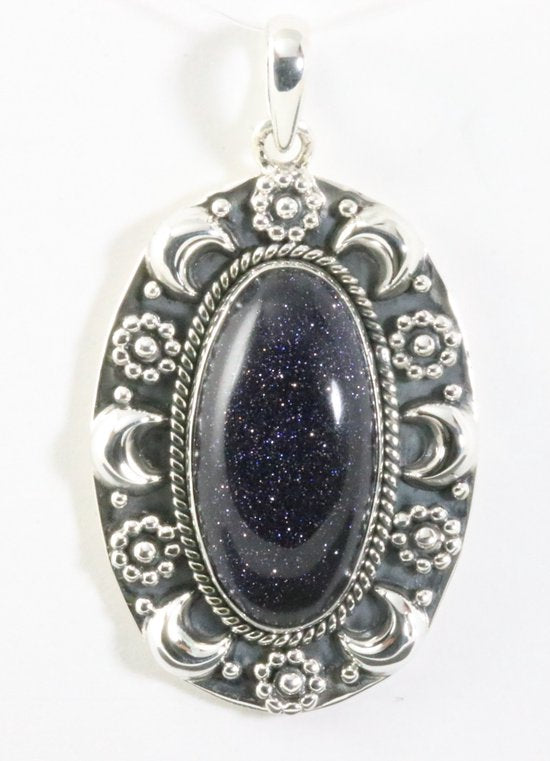 Grote bewerkte zilveren hanger met blauwe zonnesteen afbeelding 1