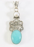 Bewerkte zilveren hanger met amazoniet en parel afbeelding 1