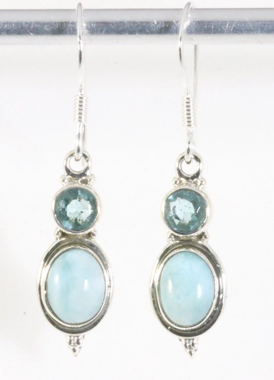 Fijne bewerkte zilveren oorbellen met larimar en blauwe topaas afbeelding 1