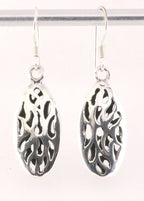 Fijne opengewerkte zilveren oorbellen afbeelding 1