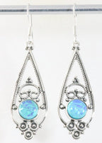 Lange opengewerkte zilveren oorbellen met blauwe opaal afbeelding 1