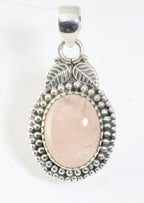 Bewerkte zilveren hanger met roze morganiet afbeelding 1