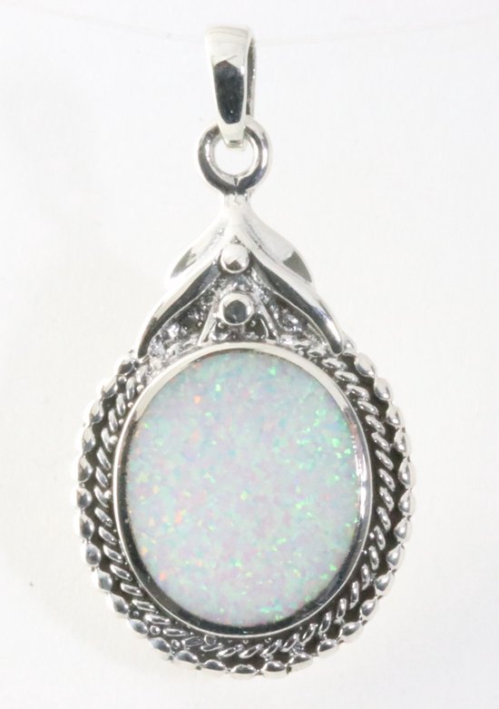 Bewerkte zilveren hanger met welo opaal afbeelding 1