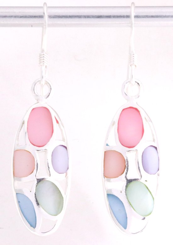 Lange opengewerkte zilveren oorbellen met veelkleurige schelp afbeelding 1