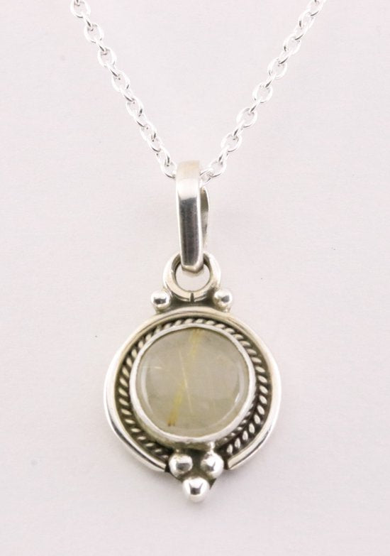 Fijne bewerkte zilveren hanger met gouden rutielkwarts aan ketting afbeelding 1