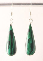 Druppelvormige zilveren oorbellen met malachiet afbeelding 1