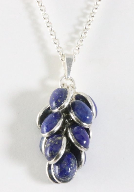Trosvormige zilveren hanger met blauwe saffier aan jasseron ketting afbeelding 1