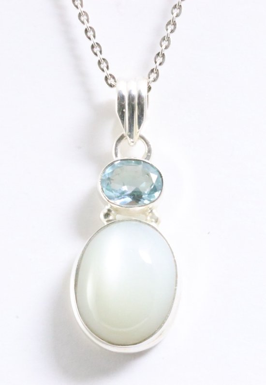 Zilveren hanger met witte maansteen en blauwe topaas aan ketting afbeelding 1