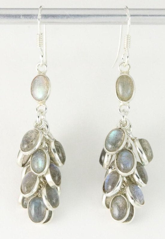 Trosvormige zilveren oorbellen met labradoriet afbeelding 1