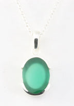Fijne hoogglans zilveren hanger met groene agaat aan ketting afbeelding 1