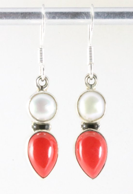 Fijne zilveren oorbellen met rode koraal steen en parel afbeelding 1