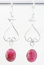 Lange zilveren oorbellen met robijn afbeelding 1