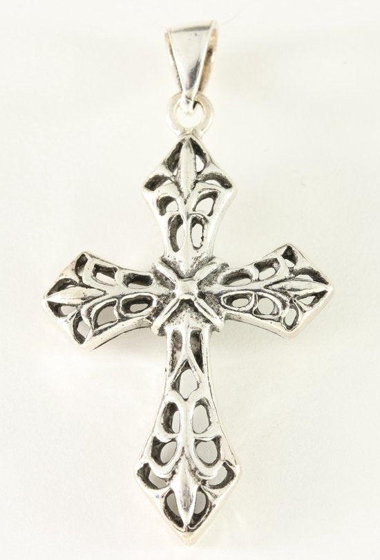 Opengewerkte zilveren kruishanger afbeelding 1