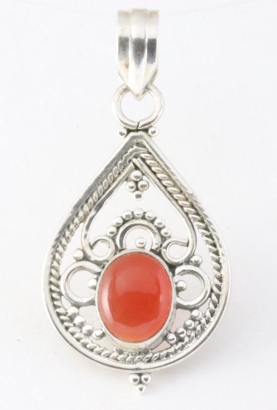 Opengewerkte zilveren hanger met carneool afbeelding 1