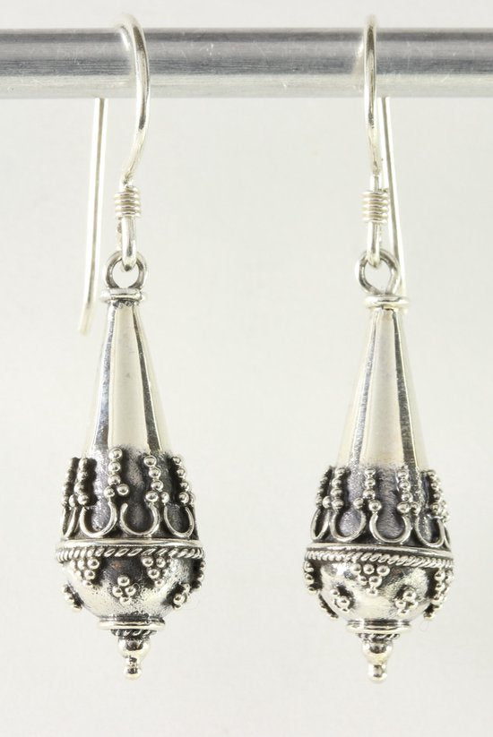 Fijne bewerkte zilveren pegeloorbellen afbeelding 1