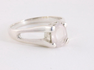 22453 Fijne zilveren ring met rozenkwarts