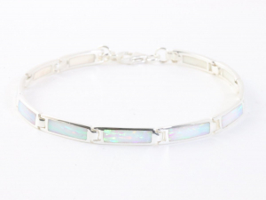 32380 Fijne hoogglans zilveren armband met welo opaal
