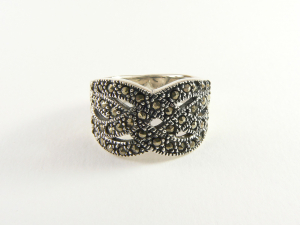 20131 Zilveren ring met marcasiet 