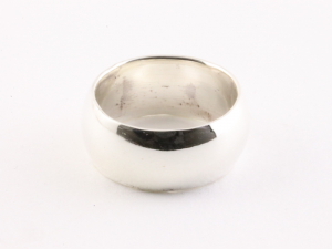 20521 Brede gladde zilveren ring 