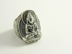 20675 Bewerkte zilveren Boeddha ring