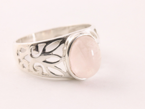 21530 Opengewerkte zilveren ring met rozenkwarts