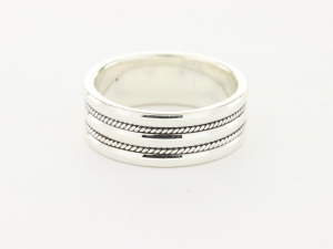 21642 Zilveren ring met fijne kabelpatronen