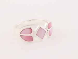 22812 Zilveren ring met roze parelmoer