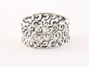 23656 Brede opengewerkte zilveren ring 