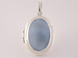 41706 Ovaal hoogglans zilveren medaillon met lichtblauwe schelp