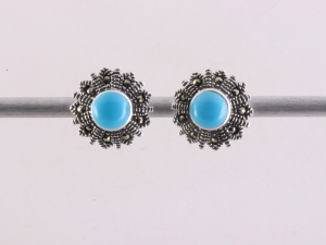 51993 Fijne zilveren oorstekers met blauwe turkoois en marcasiet