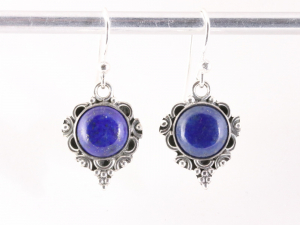 53174 Bewerkte zilveren oorbellen met lapis lazuli