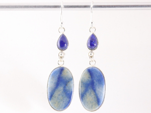 54052 Lange zilveren oorbellen met blauwe palm kwarts en lapis lazuli