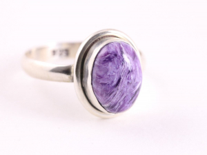 24212 Fijne zilveren ring met charoiet