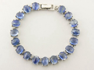 30221 Zilveren schakelarmband met blauwe chalcedoon