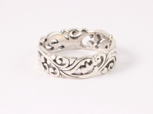 21842 Opengewerkte zilveren ring