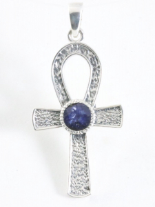 43318 Bewerkte zilveren ankh hanger met blauwe saffier