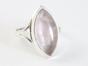 24739 Hoogglans zilveren ring met rozenkwarts