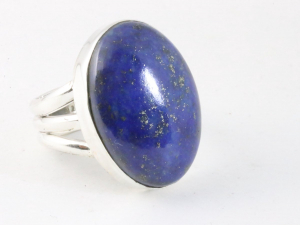 24966 Grote ovale zilveren ring met lapis lazuli