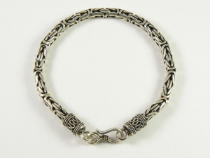 30579 Zware zilveren armband met koningsschakel