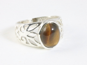 24523 Opengewerkte zilveren ring met tijgeroog